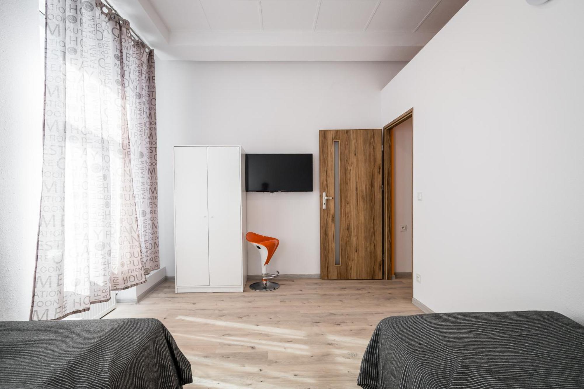 Jm Rooms Lubicz II Краков Экстерьер фото